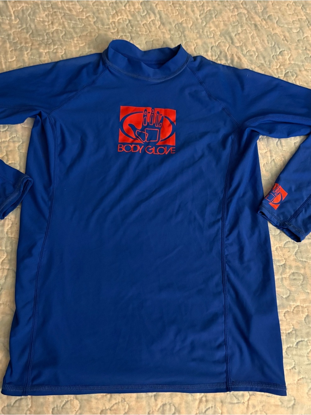Body Glove Blue Long Sleeve Rash Guard with Red Logo